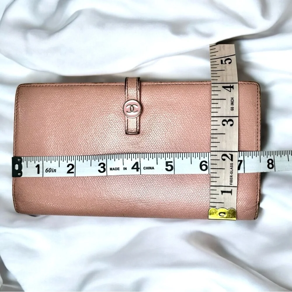 💖Vintage CHANEL Button Wallet